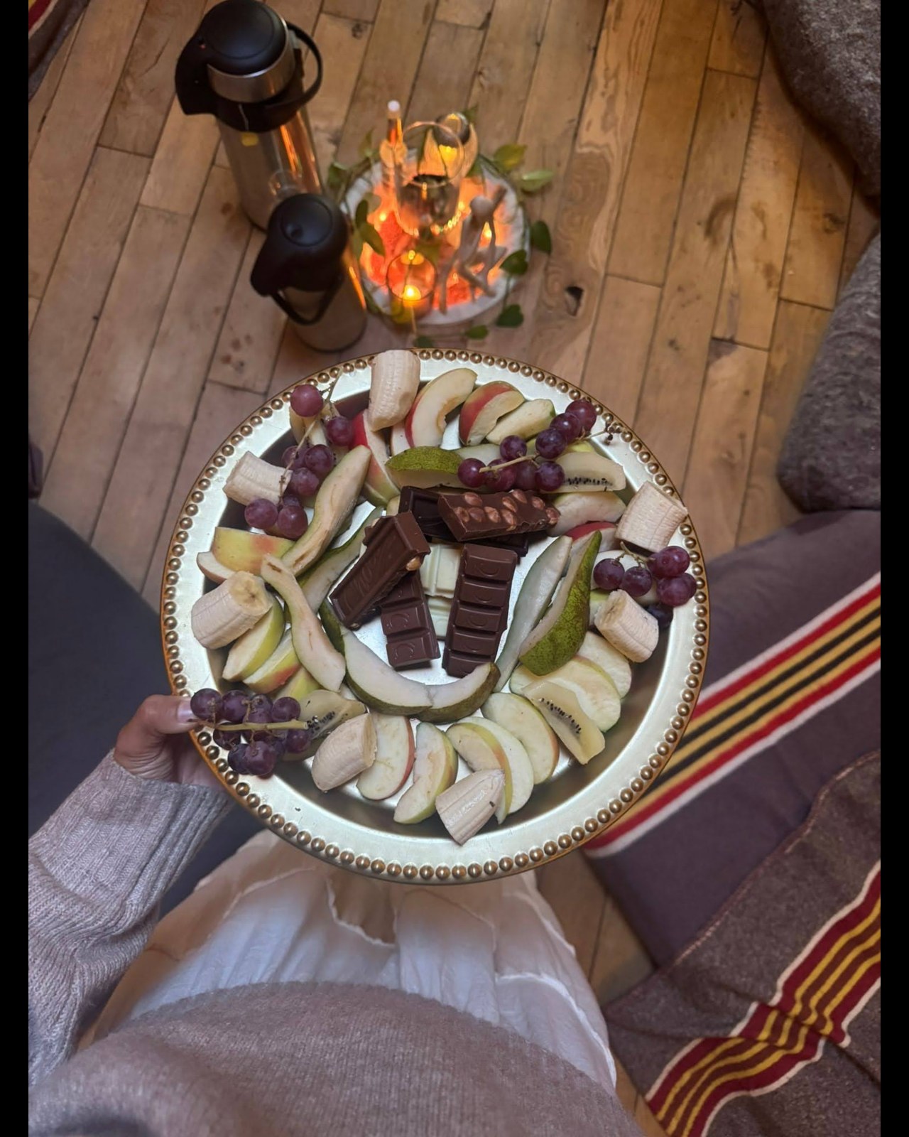 Gedekte tafel voor een gezamenlijke maaltijd na afloop van de ceremonie
